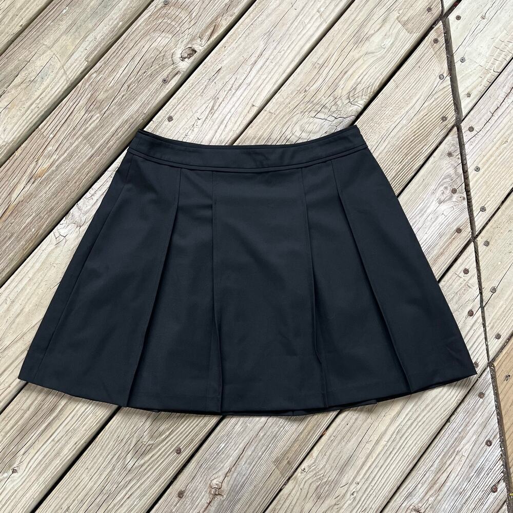 The Limited Black Pleated Mini Skater Skirt Size 8. NEW